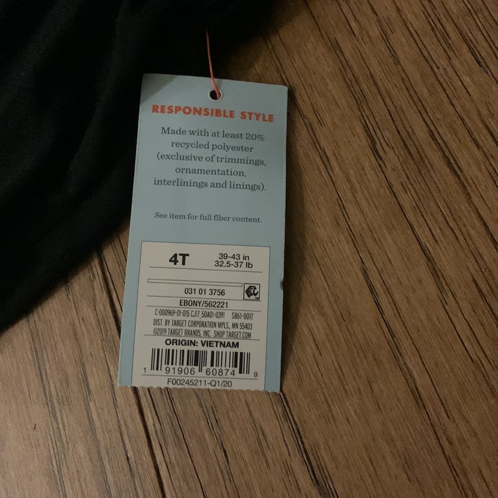Cat & Jack black skorts size 4T - Picture 2 of 6